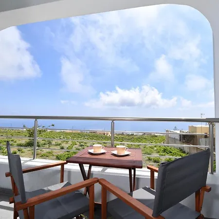 Roza's Family House Апартаменты