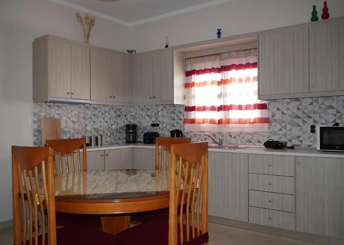 Lejlighed Roza's Family House