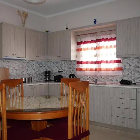 Appartamento Roza's Family House